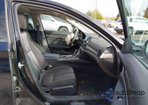 2018 Honda Accord Ex z USA, uszkodzony, nr VIN 1HGCV1F44JA019890